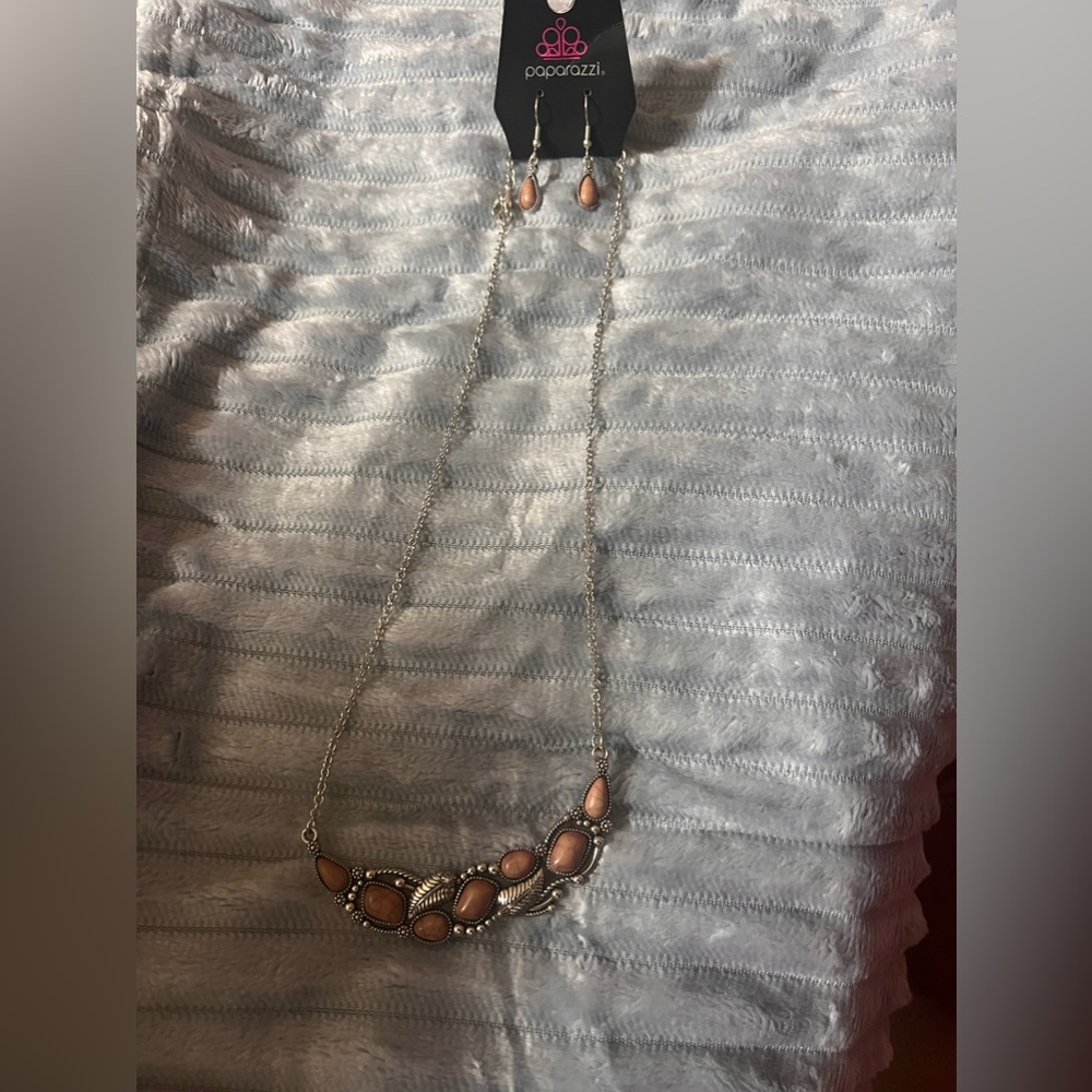 Paparazzi necklace